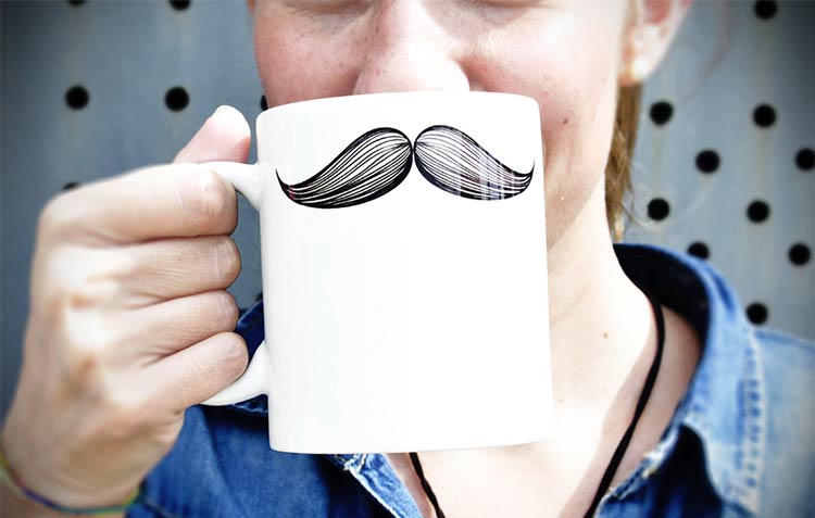 A punto para el próximo Movember: acompaña tu bigote con estos regalos